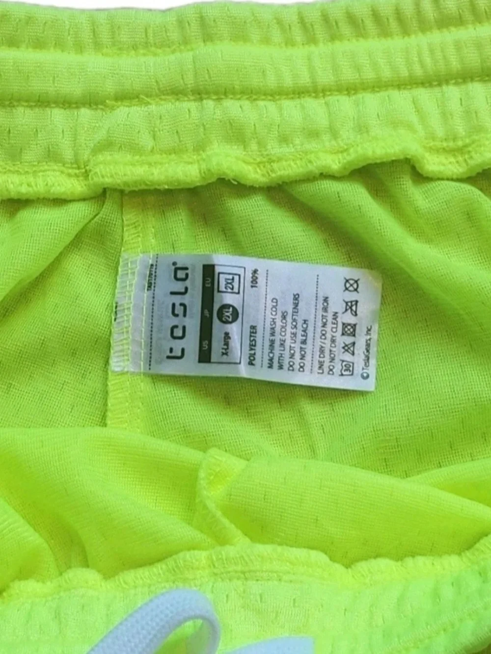 Tesla Men's Sports Gear Performance Training Hyper Dri Strechable Shorts Size XL